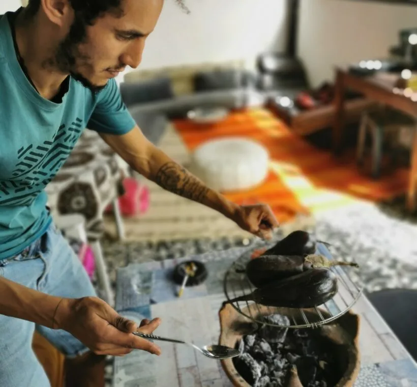 chef marocain,chef marocain menu,chef marocain critiques,chef essaouira,villa avec chef essaouira,cours de cuisine marocaine,école de cuisine marocaine,cours de cuisine marocaine,cours de cuisine végétarienne maroc,cours de cuisine tagine maroc,cours de cuisine culturelle