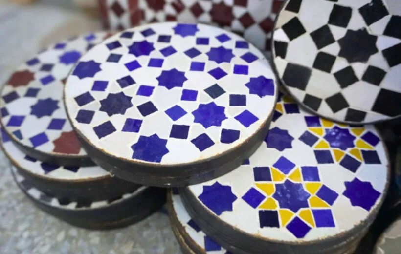 L'art du Zellige : un atelier de mosaïque marocaine à Chefchaouen